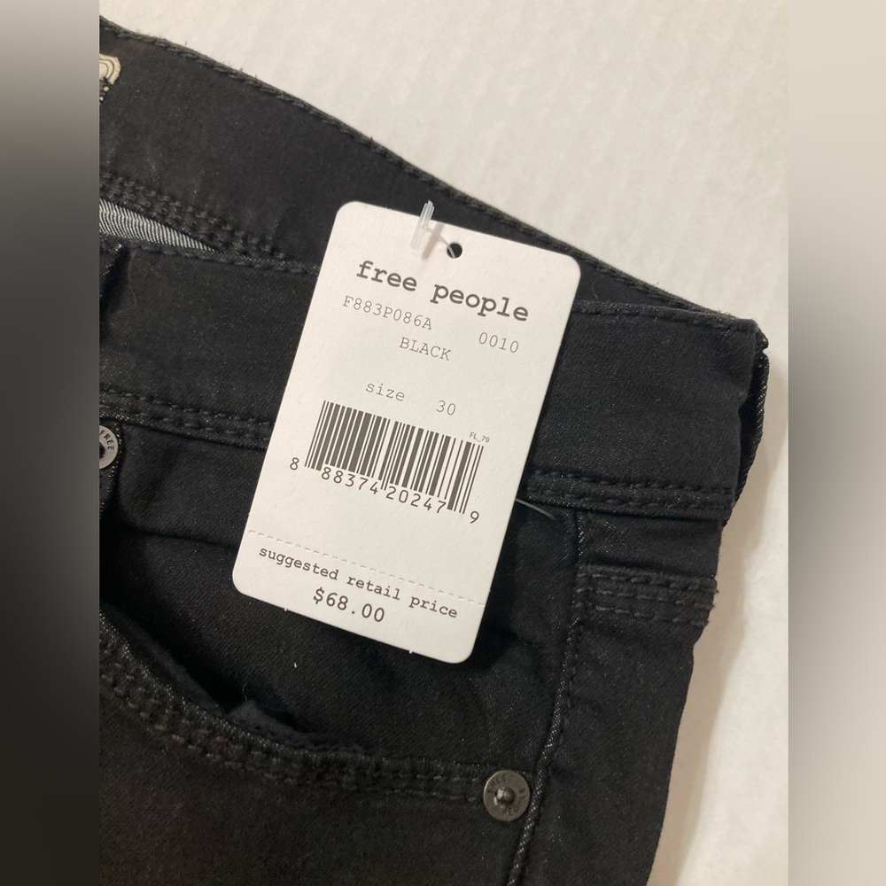 Free People | NWT Women’s Black Denim Cropped Jeans - Picture 7 of 11